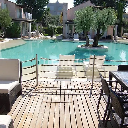 Le Maree Apartment